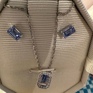 Millenia set
Octagon cut, Blue, Rhodium plated